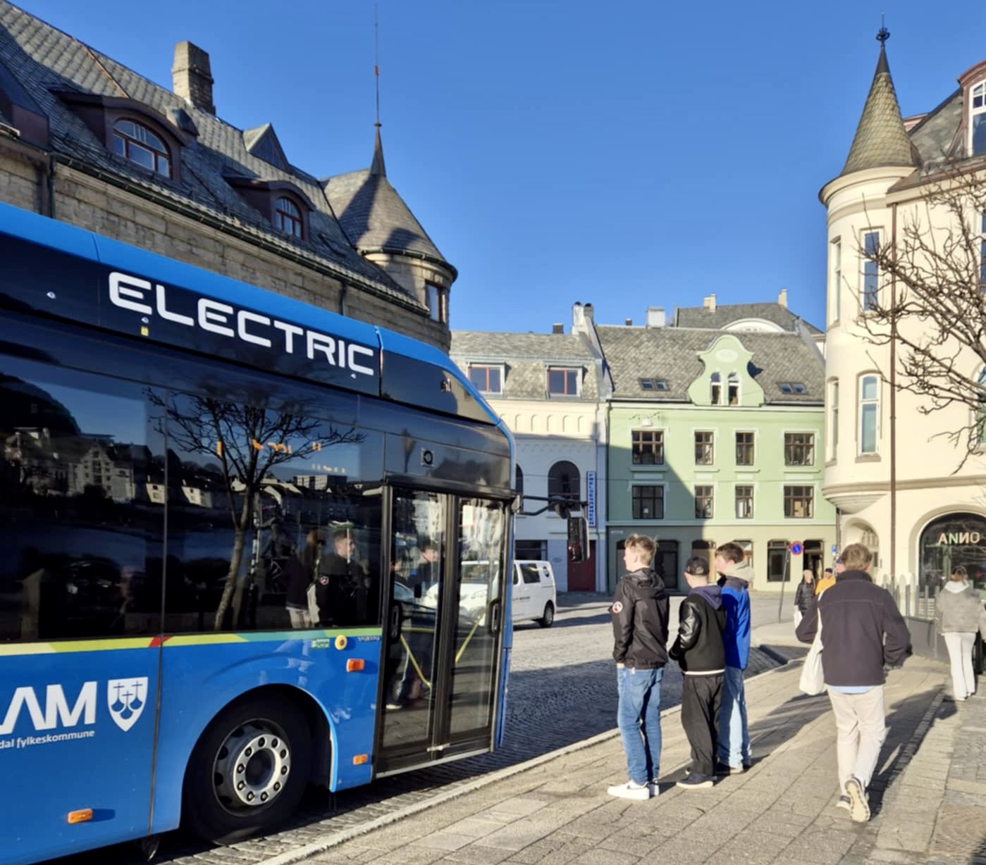 Holde deg oppdatert på bussavganger med Fram-appen 