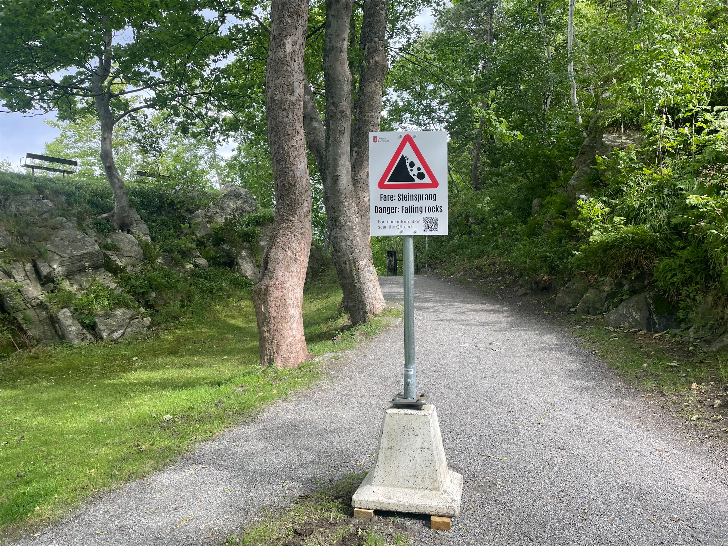 Turveien ved Aksla åpnes igjen, skilt på plass