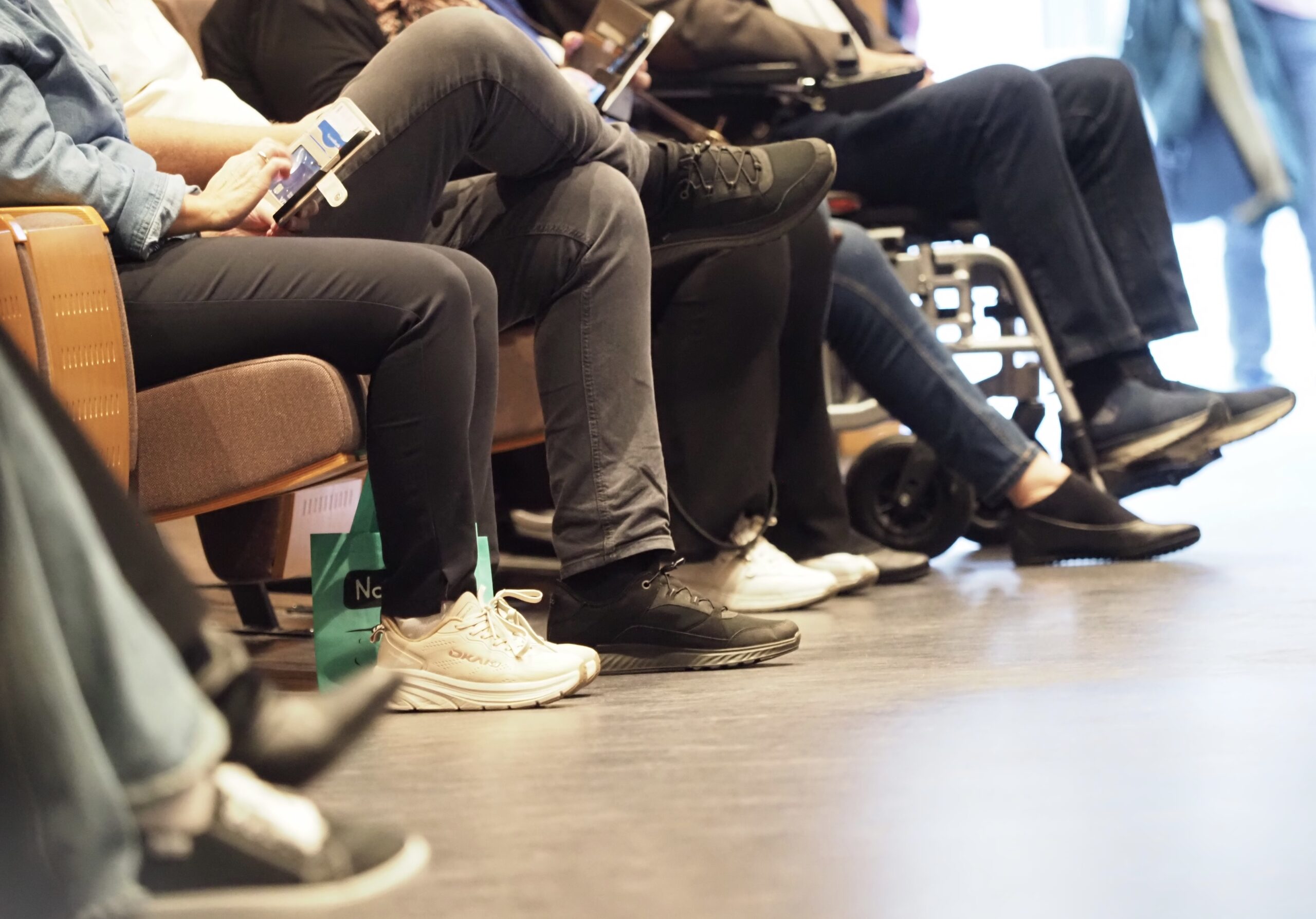 OLYMPUS DIGITAL CAMERA \ loading=