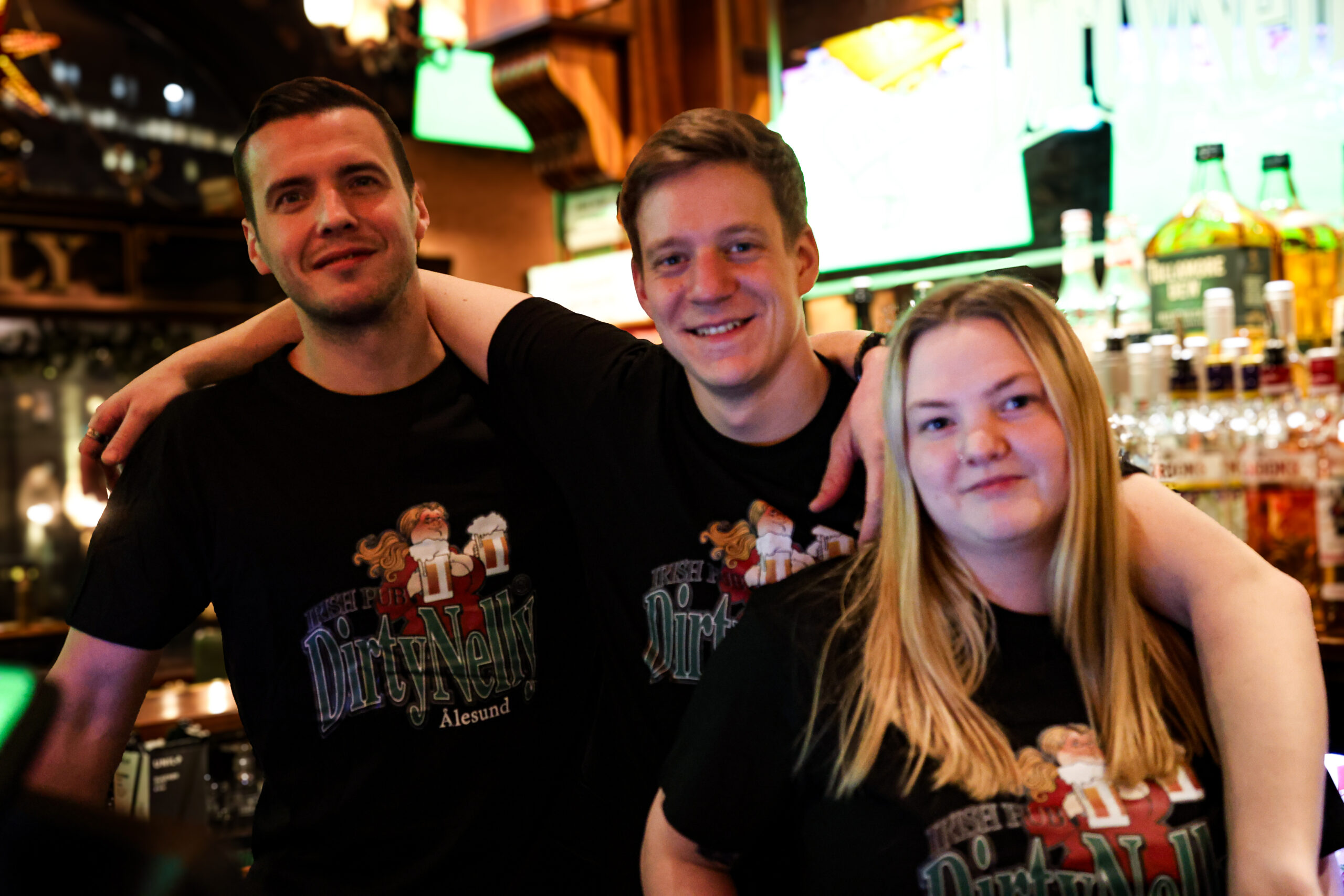 Feirer med jubileumsuke og god gammaldags pubstemning