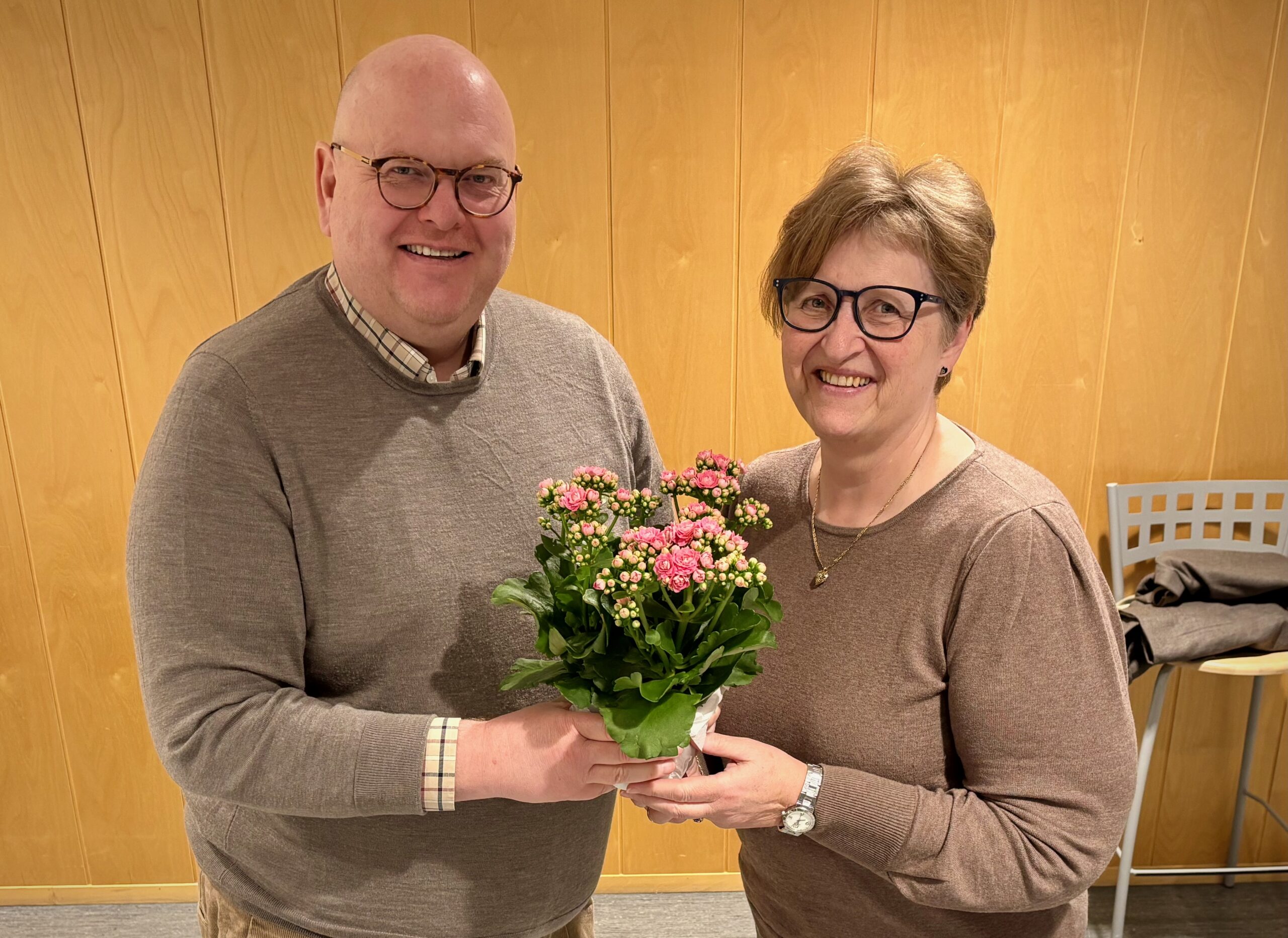 Pressefoto_lederskifte_Aalesund_Venstre_9_mars_2026