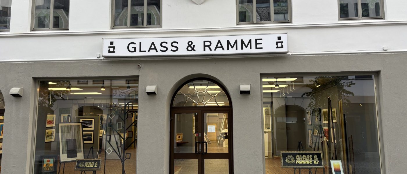 Glass og ramme