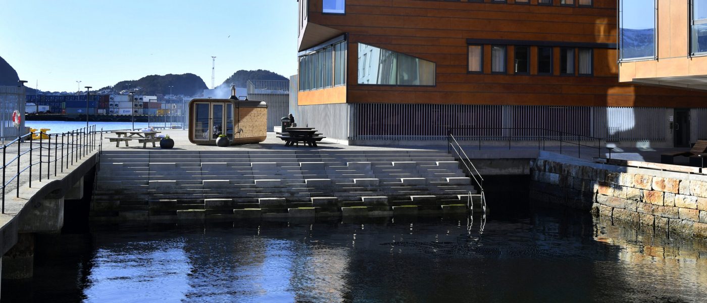 Waterfront sauna _08